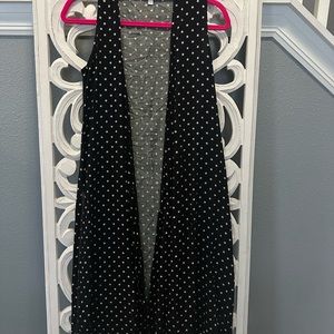 LuLaRoe Joy vest star print vest black and White